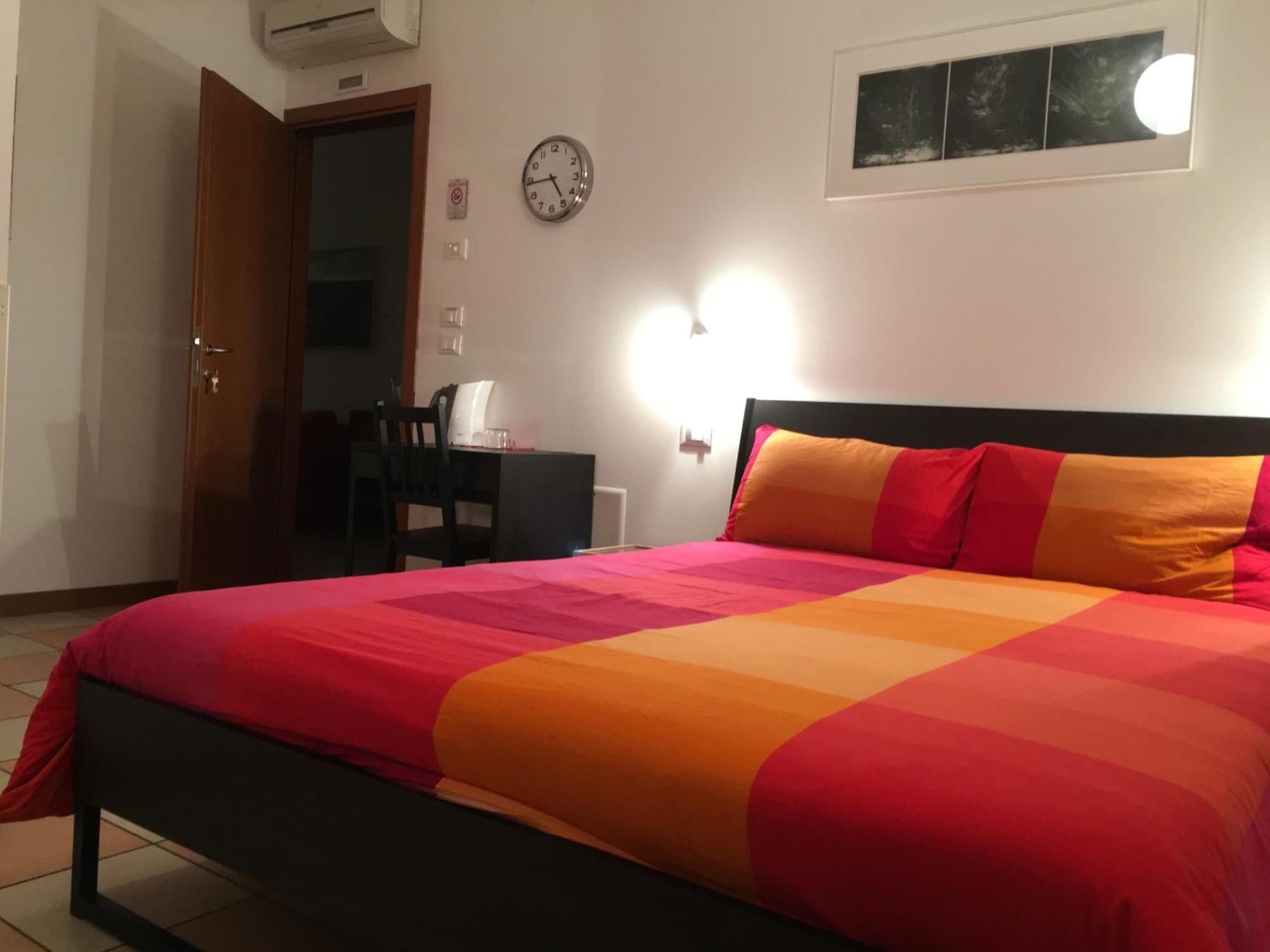 Residence Villa Rendina Местре Екстериор снимка